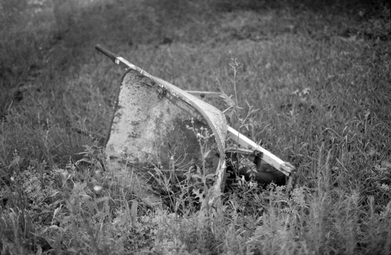 06_wheelbarrow.jpg